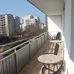 アパート Eleonoras Im 2og Inklusive Eigenen Parkplaetzen Vor Der Tuer Fuer Bis Zu 8 Personen Geeignet ヴュルツブルク